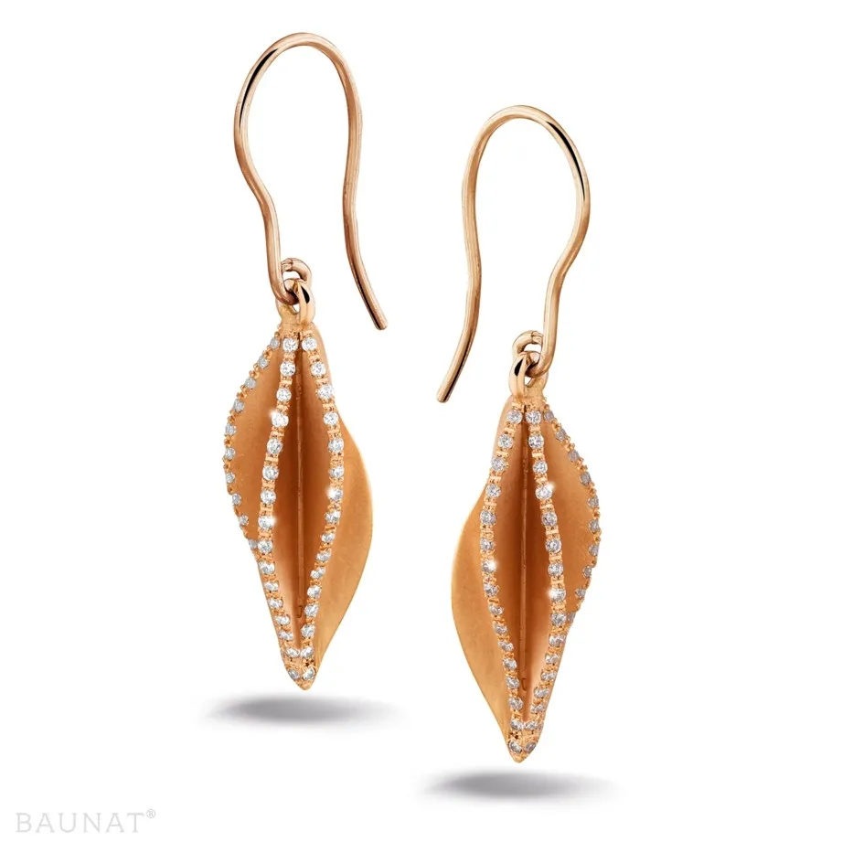 0.45 quilates pendientes diamantes diseño en oro rojo 
