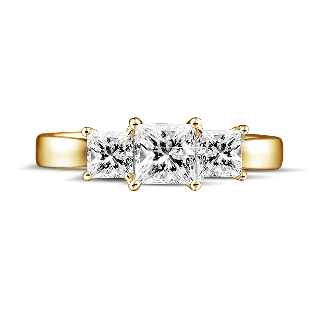 1.05 quilates anillo trilogía en oro amarillo con diamantes talla princesa 