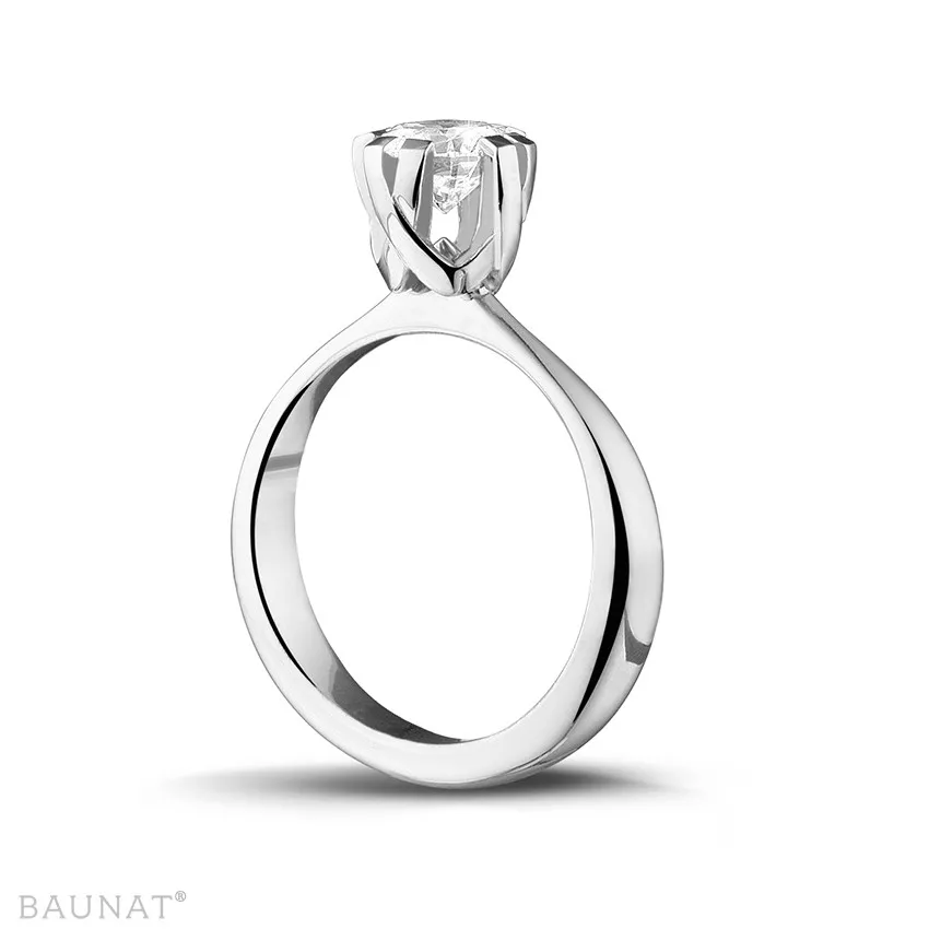 1.50 quilates anillo solitario diamante diseño en platino con ocho garras 
