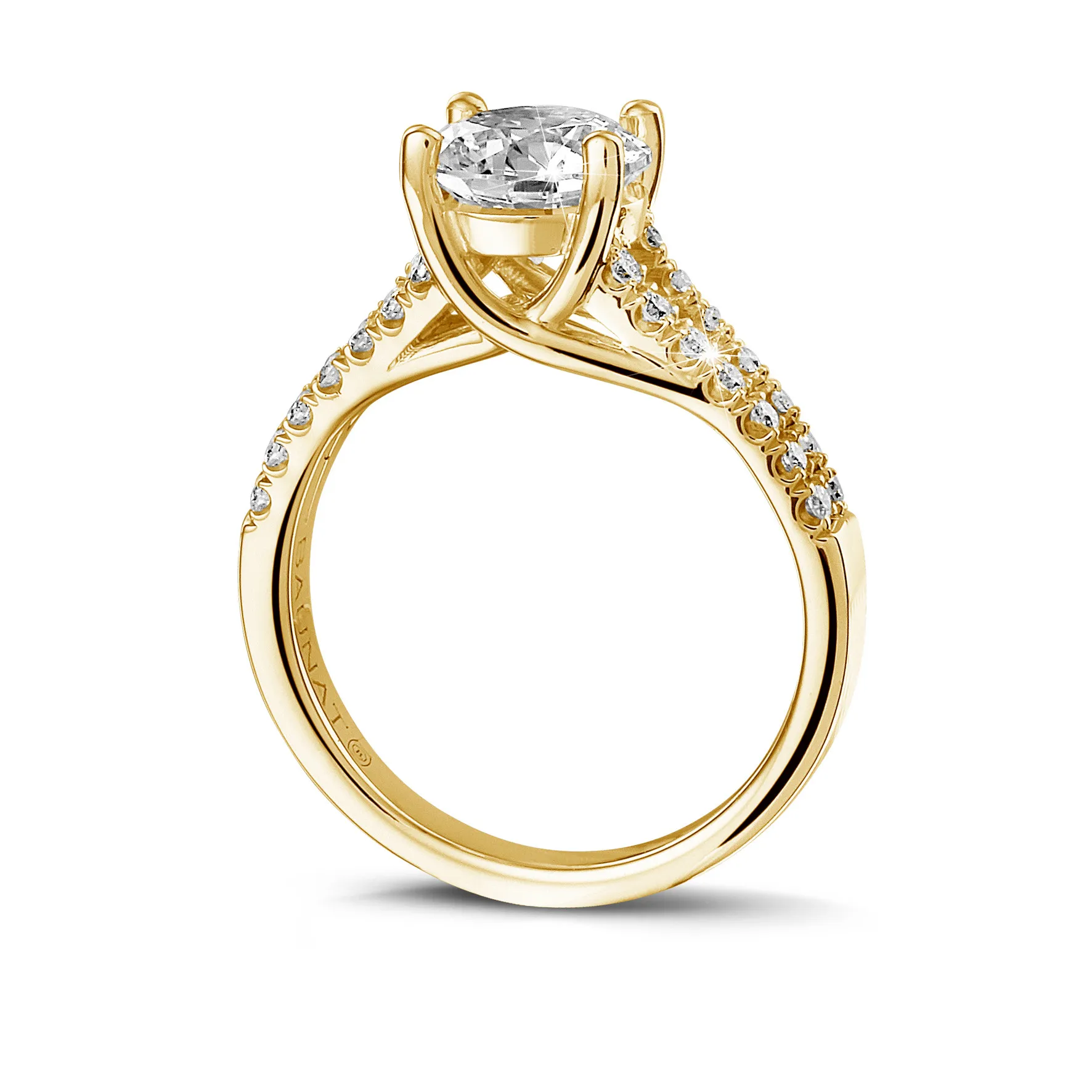 3.00 quilates anillo solitario en oro amarillo con diamantes laterales 