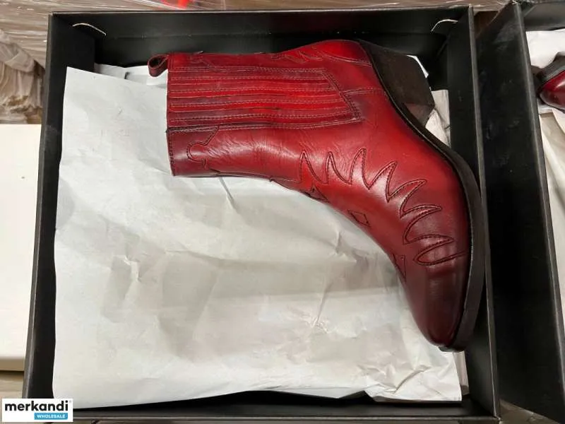 43 Pares De Zapatos De Mujer, Venta Al Por Mayor Remanentes