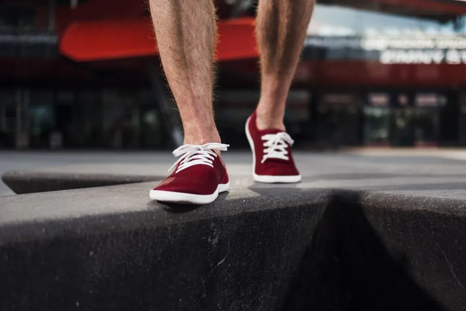 BAREFOOT ZAPATILLAS BE LENKA DASH  WINE RED
