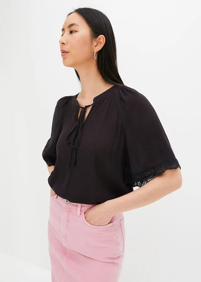 Blusa con encaje de viscosa sostenible Negro