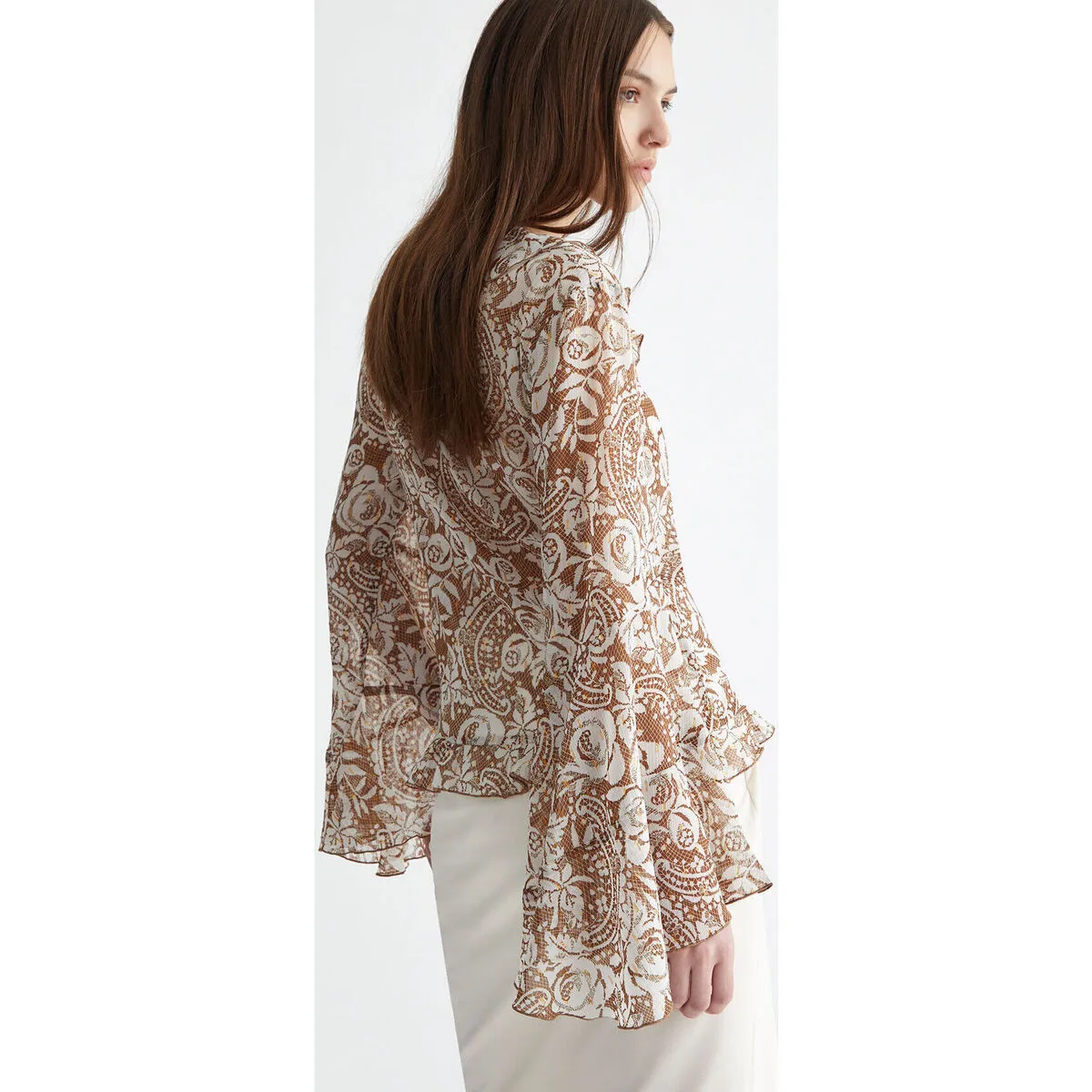 Blusa con encaje