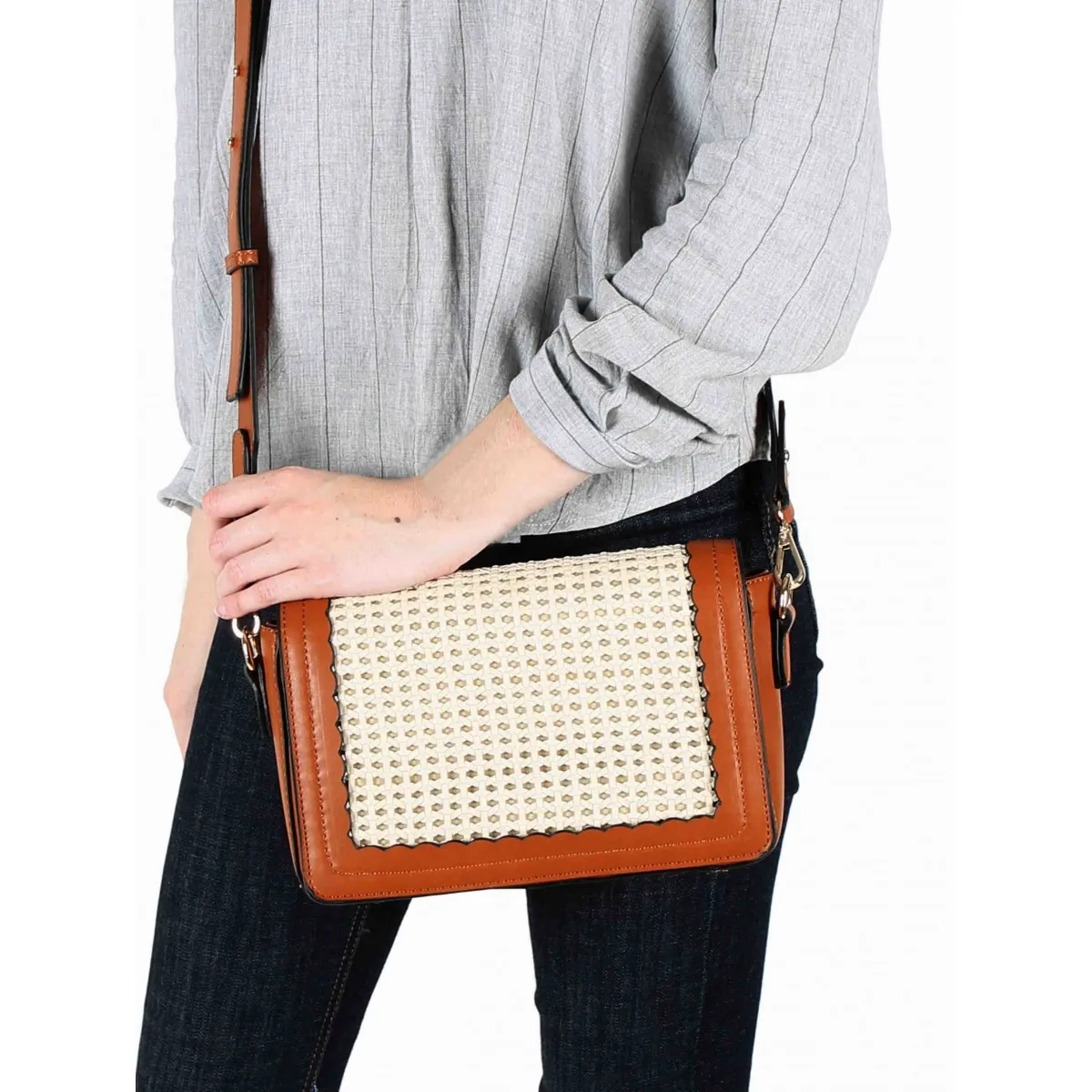 Bolso Bandolera Binnari para mujer marca nacional Cnp18072