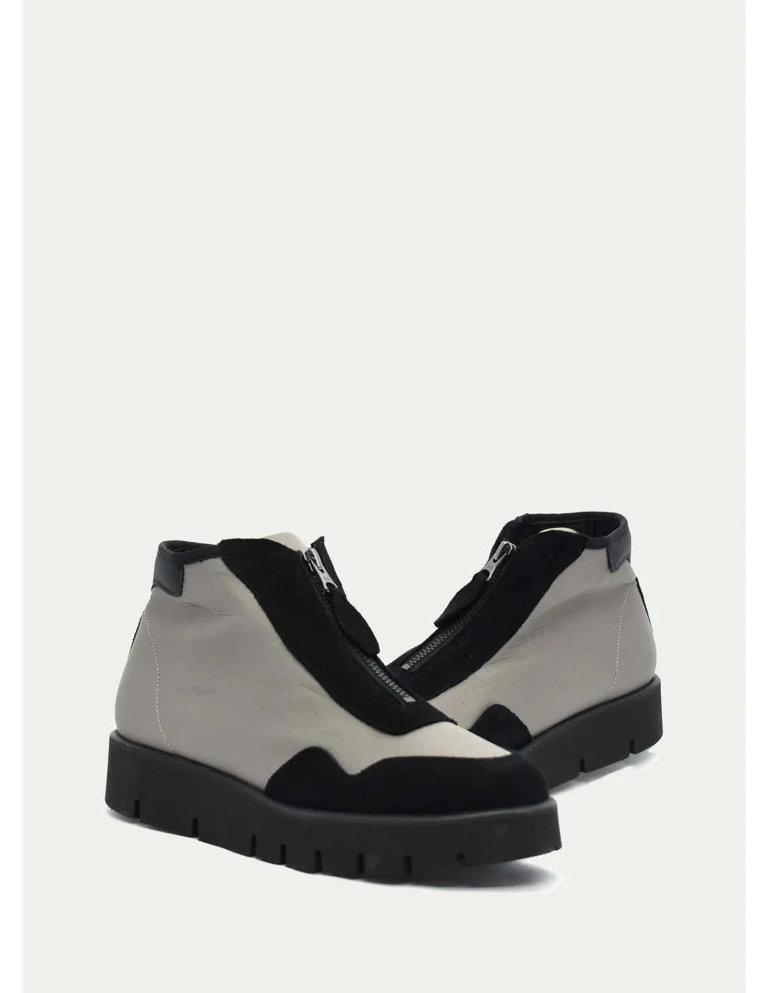 BOTAS Y BOTINES DANIELA VEGA 2058 GRIS 