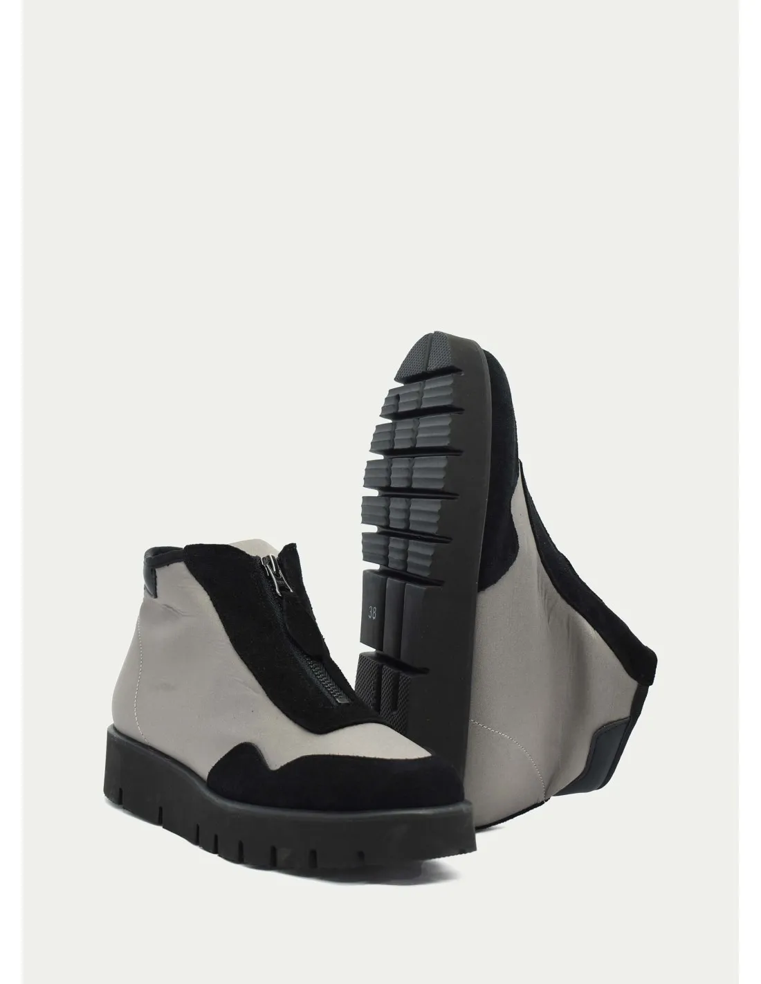 BOTAS Y BOTINES DANIELA VEGA 2058 GRIS 