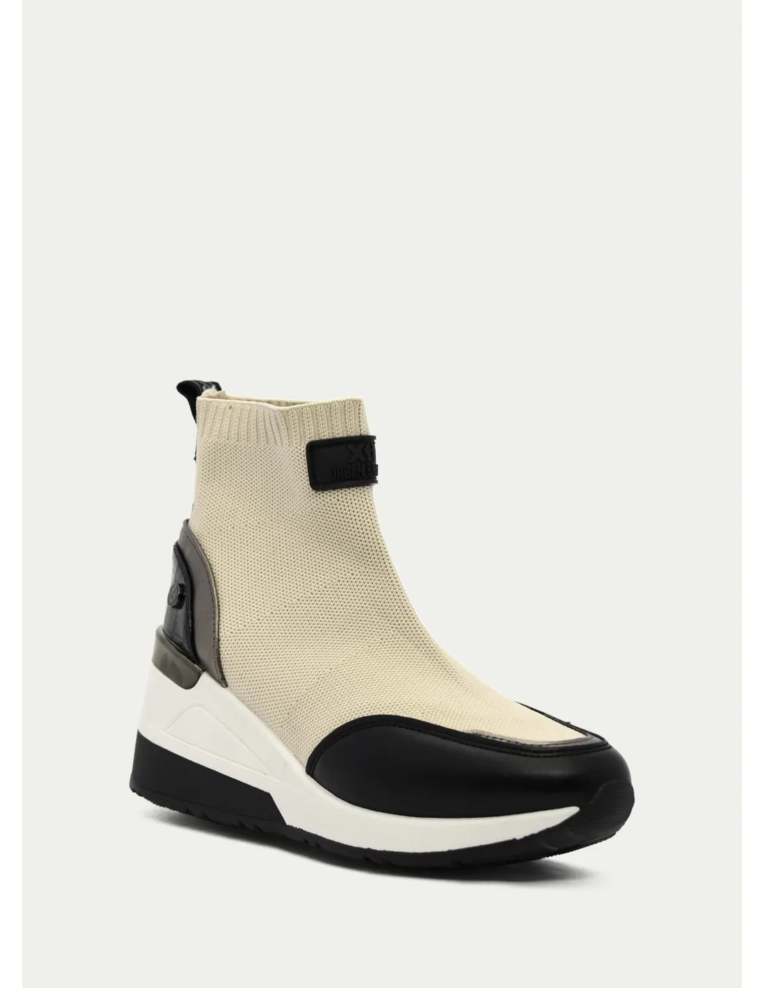 BOTAS Y BOTINES XTI 130050 BEIG 