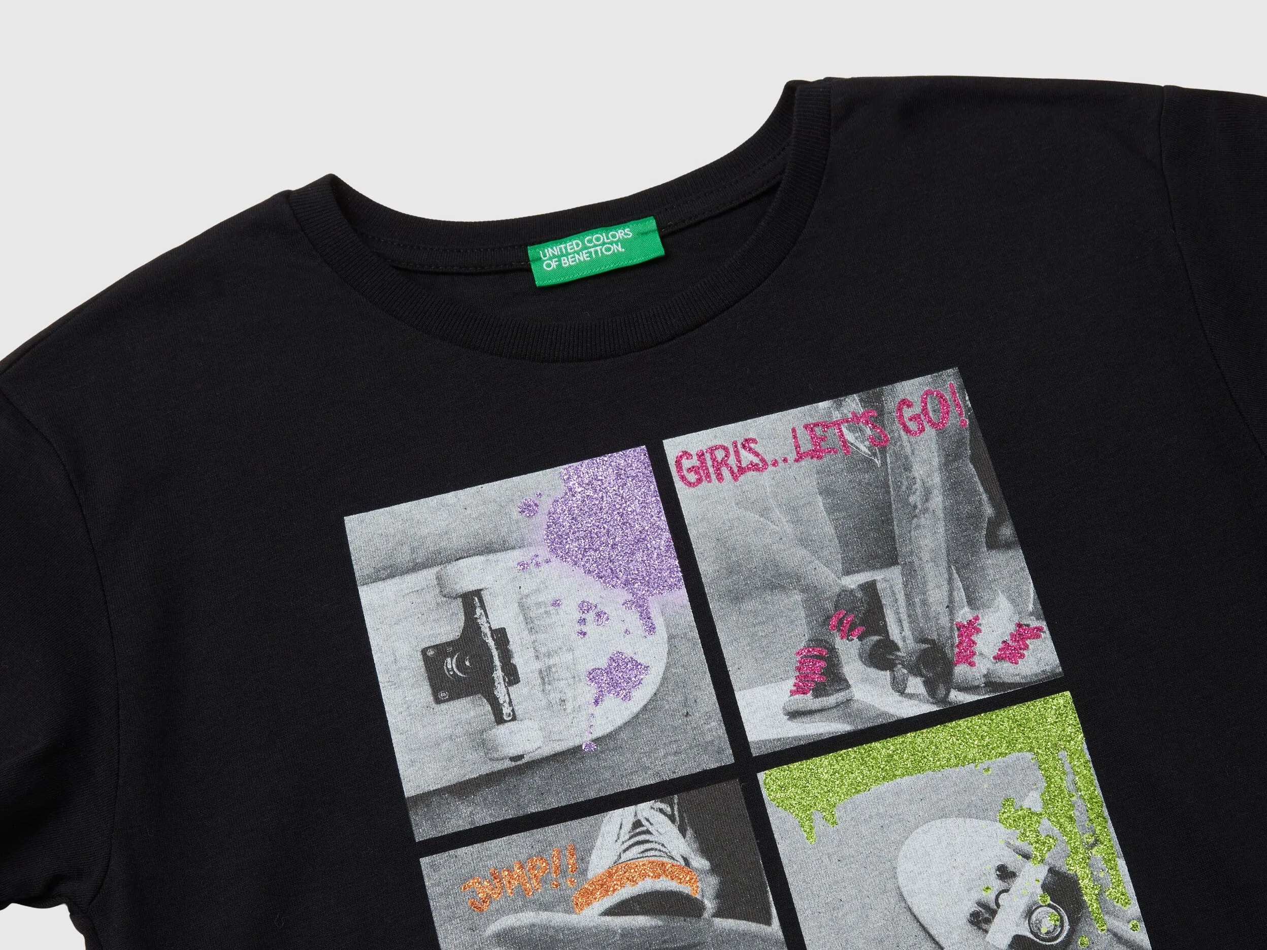 Camiseta con estampado fotográfico y purpurina
