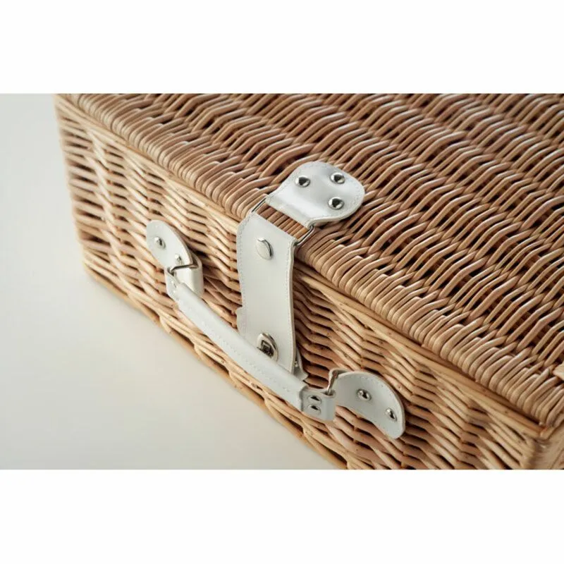 Cesta de picnic personalizada de mimbre para 4 personas