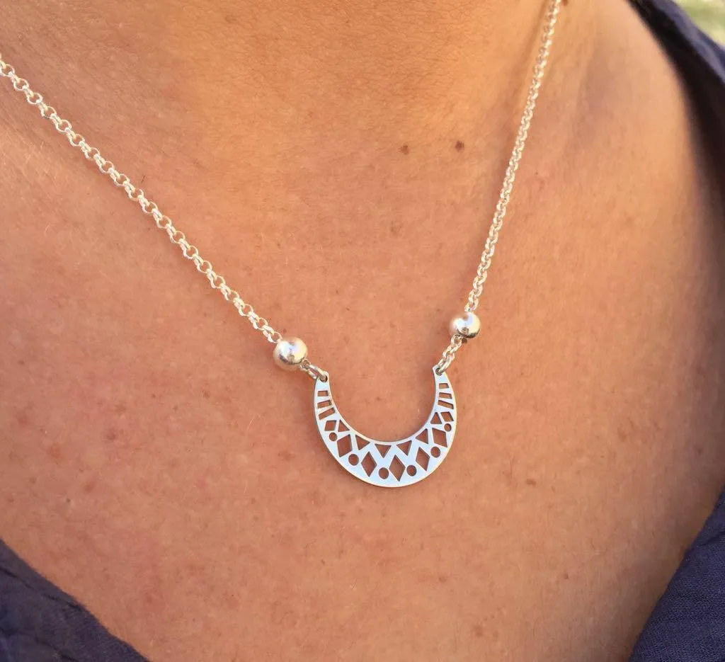 Collar Moon Mandala Pequeño