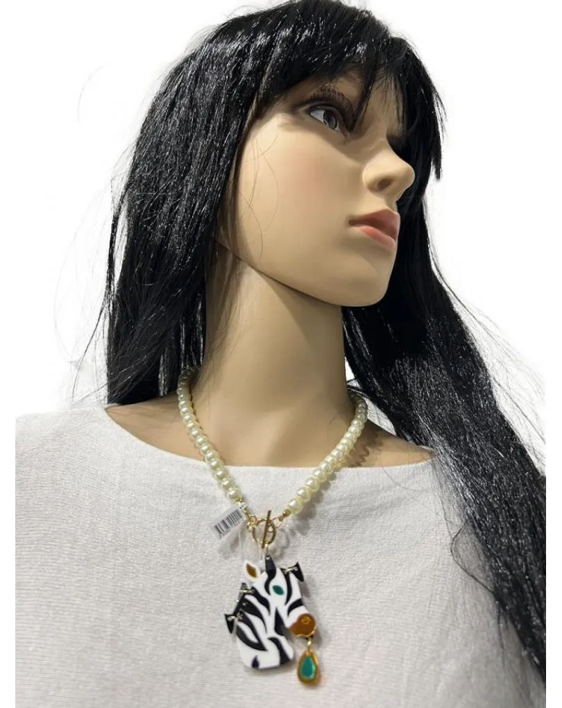 COLLAR MUJER CORTO DE PERLAS CON CABEZA DE ZEBRA