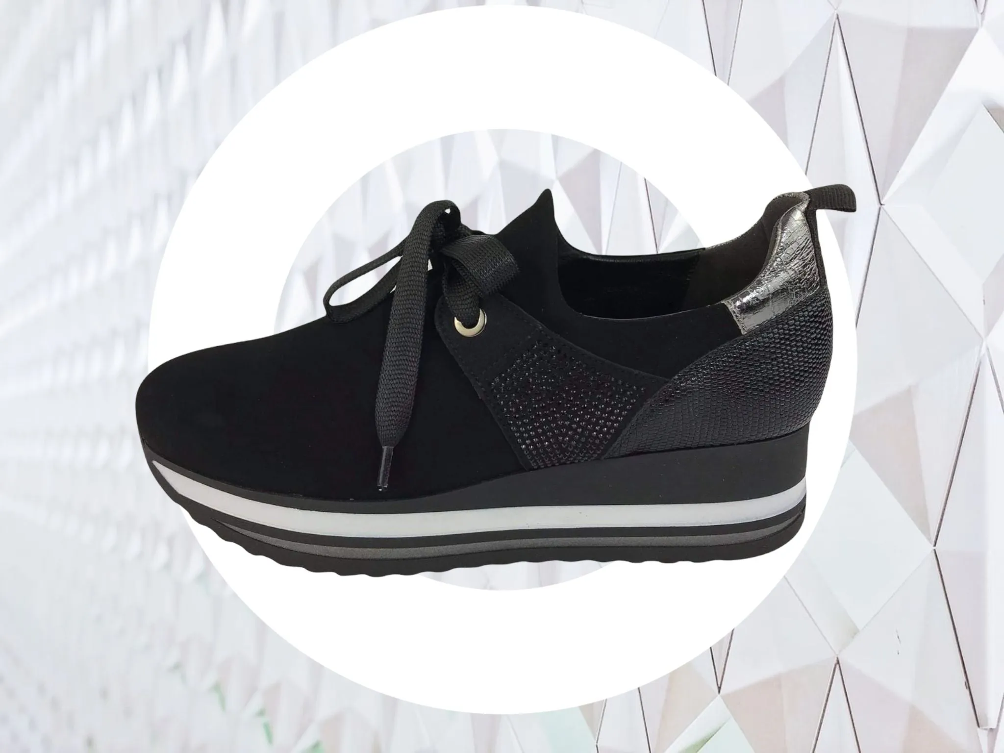Comart | Zapatos sneakers negros Nobuck de mujer con lazo Milano