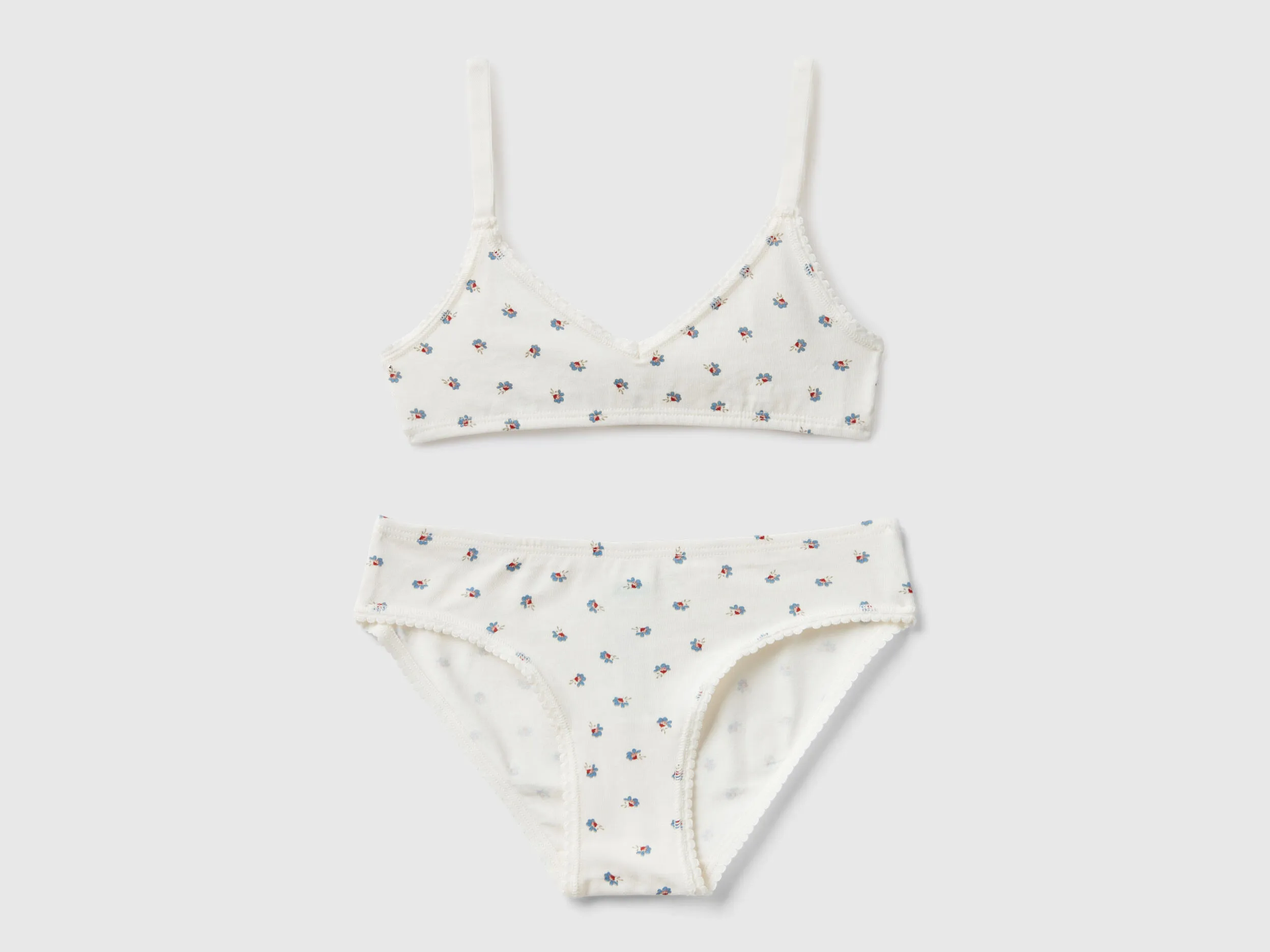 Conjunto de top y braguita estampada