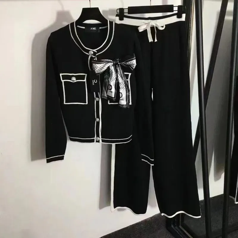 Conjuntos de ropa de diseñador para mujeres Pantalones de mantequilla de cárdigan casual de dos piezas SET DELEGANTE INTELECTO L