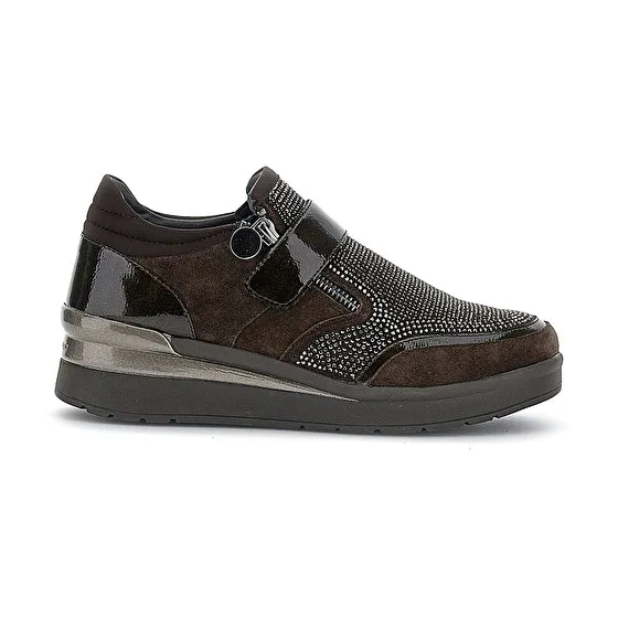 CREAM 48 VELOUR/S. PATENT