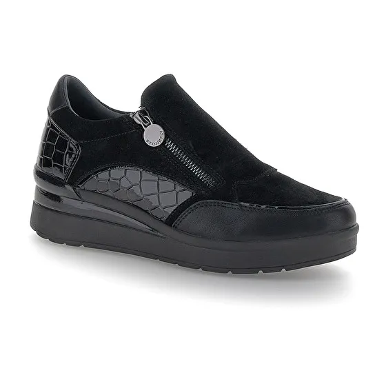 CREAM 57 VELOUR/S. PATENT
