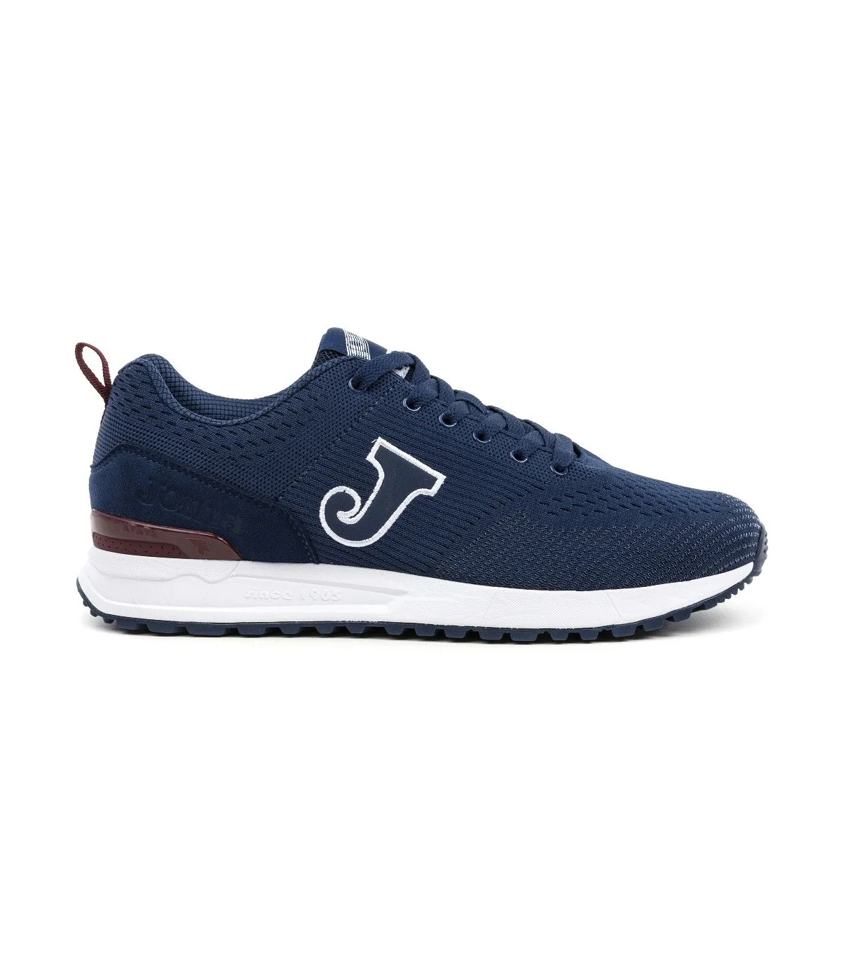 Deportivo color azul con suela blanca