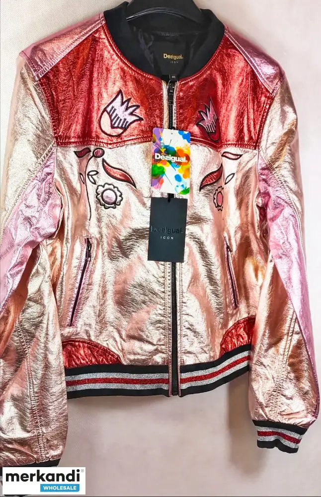 Desigual, ¡una marca española muy conocida! ¡Disponible de nuevo!