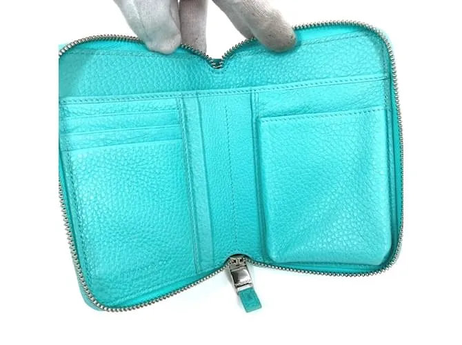 Estuche de tarjetas de visita de cuero azul Tiffany & Co. 