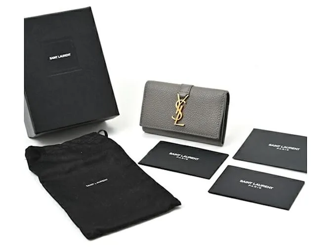 Estuche para llaves Monogram Saint Laurent en gris Castaño 