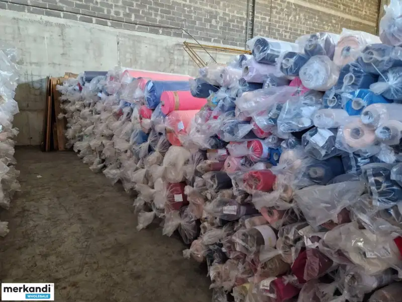 Materiales de alta calidad para la fabricación de ropa interior y cremalleras: inventario a granel disponible