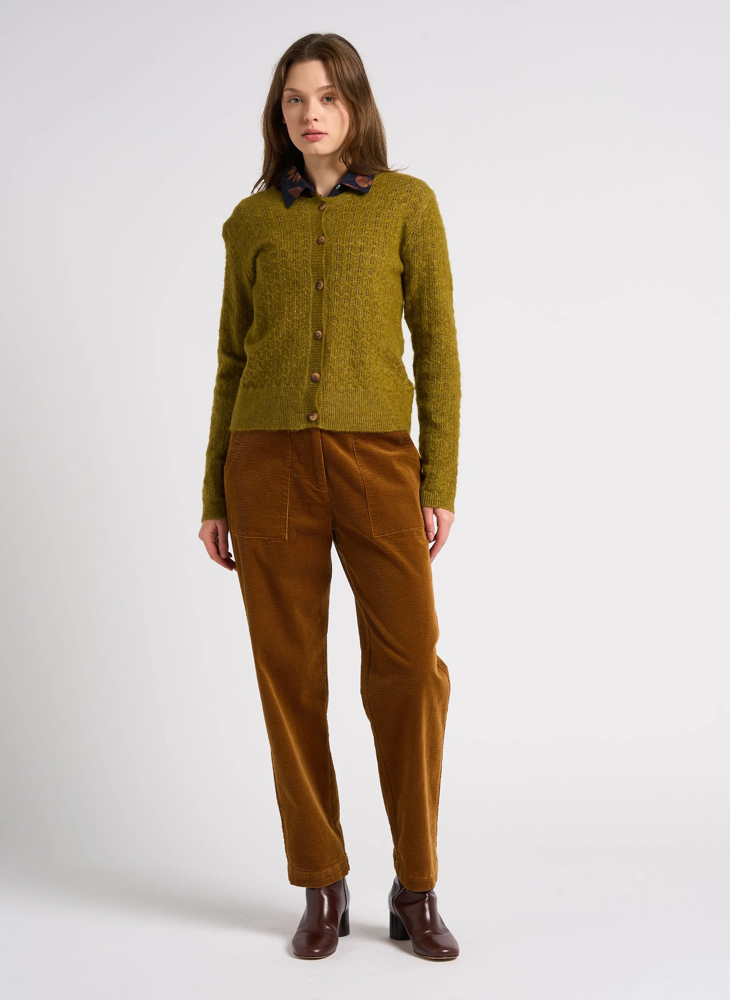 Pantalón zanahoria de algodón mezclado en marron