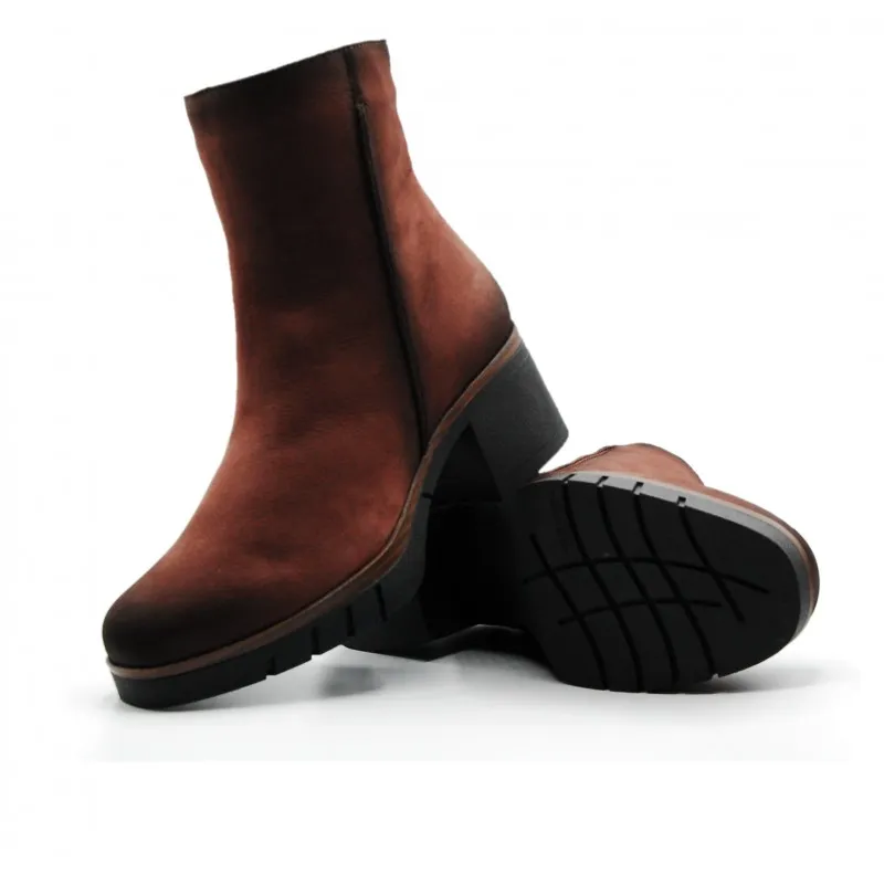 PAULA URBAN 111143 NEGRO Y GRANATE BOTíN LISO MEDIO TACóN MUJER