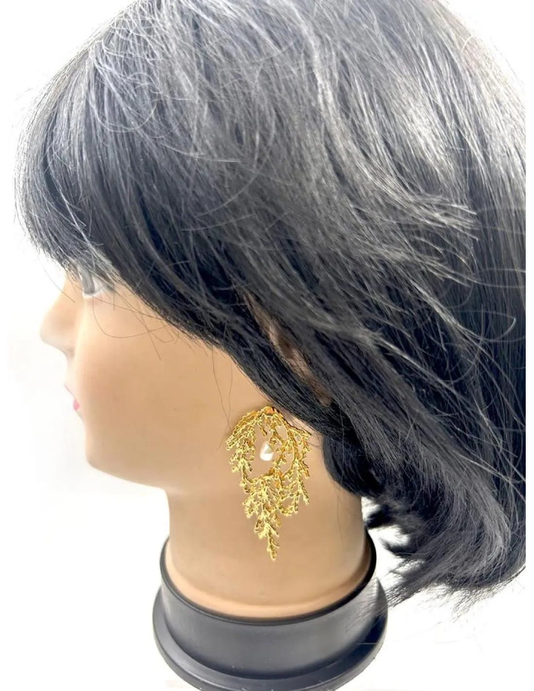PENDIENTES DE BODAS BONITOS DORADOS CON PERLAS ESTILO SOFISTICADO