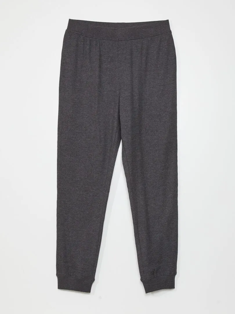 PIJAMA LARGO DE PUNTO GOFRADO  2 PIEZAS  GRIS