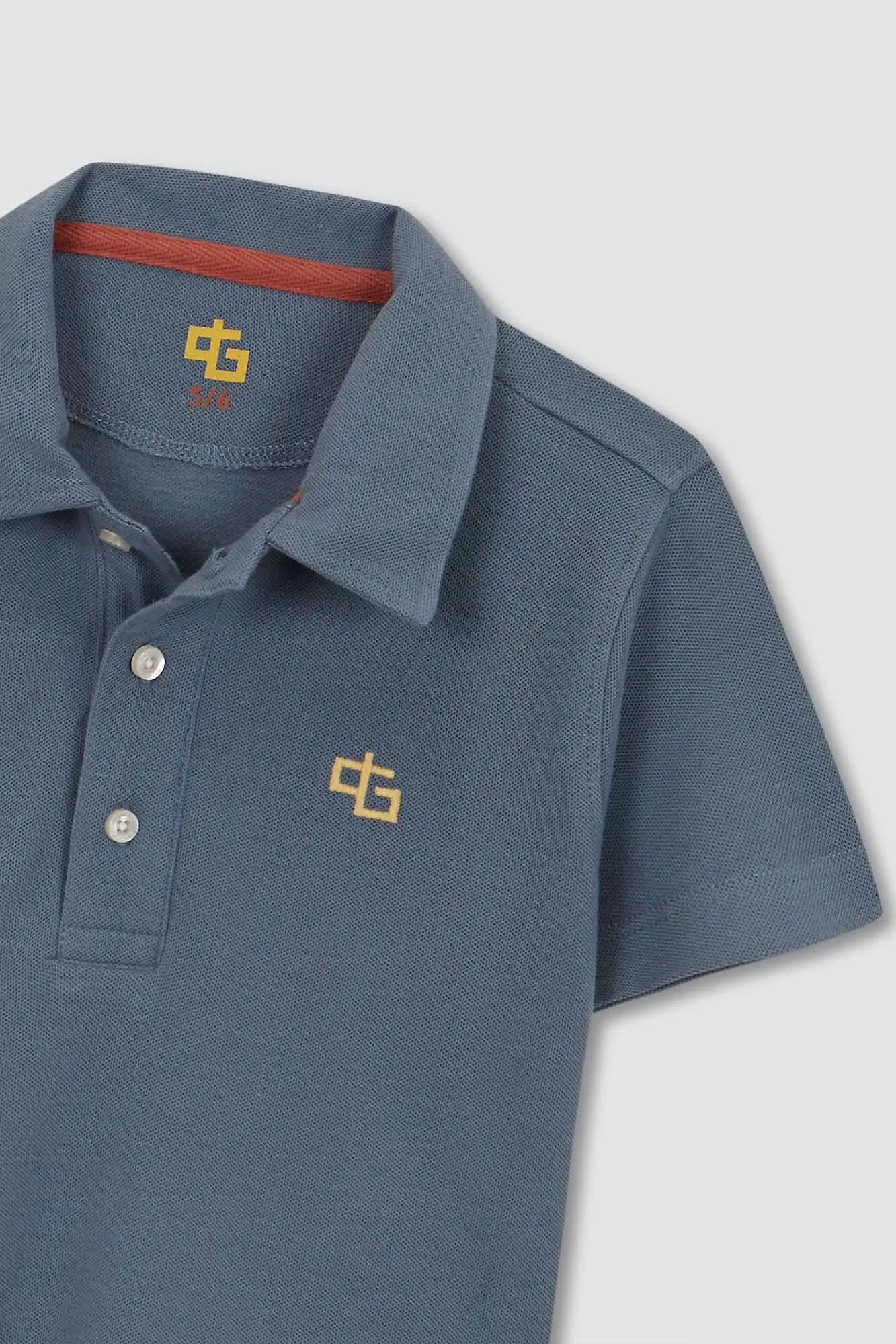 Polo Detalles Contraste Gris