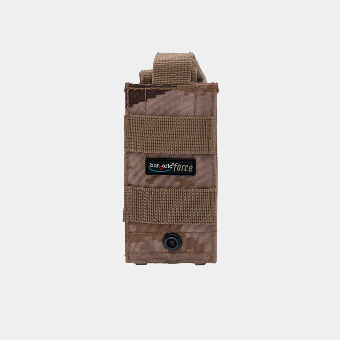 Portacargador de pistola árido pixelado