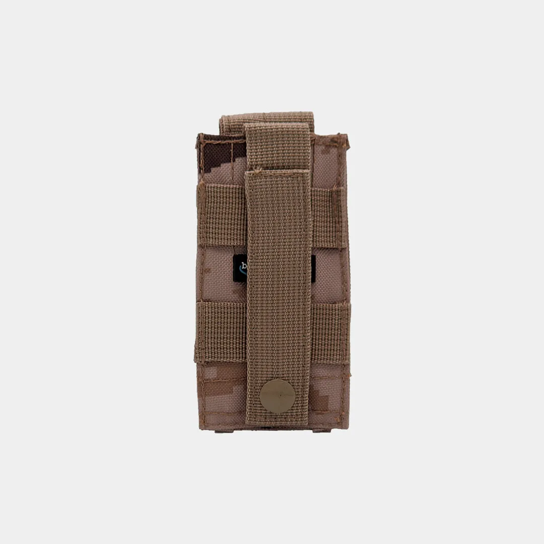 Portacargador de pistola árido pixelado