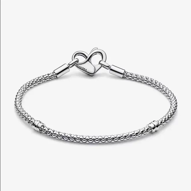 Pulsera Cadena con Tachuelas Pandora Moments