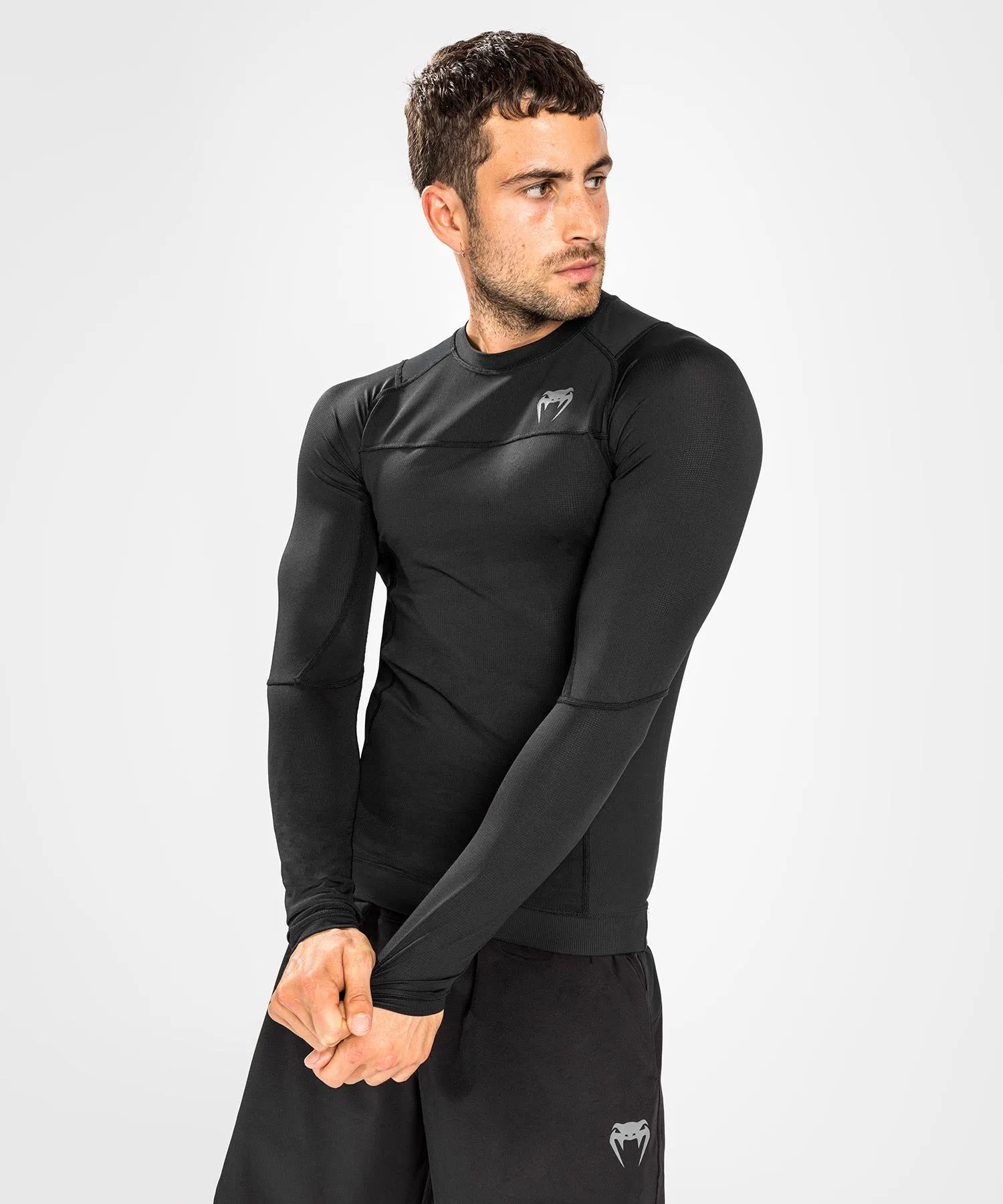 RASHGUARD DE MANGA LARGA VENUM GFIT AIR  NEGRO