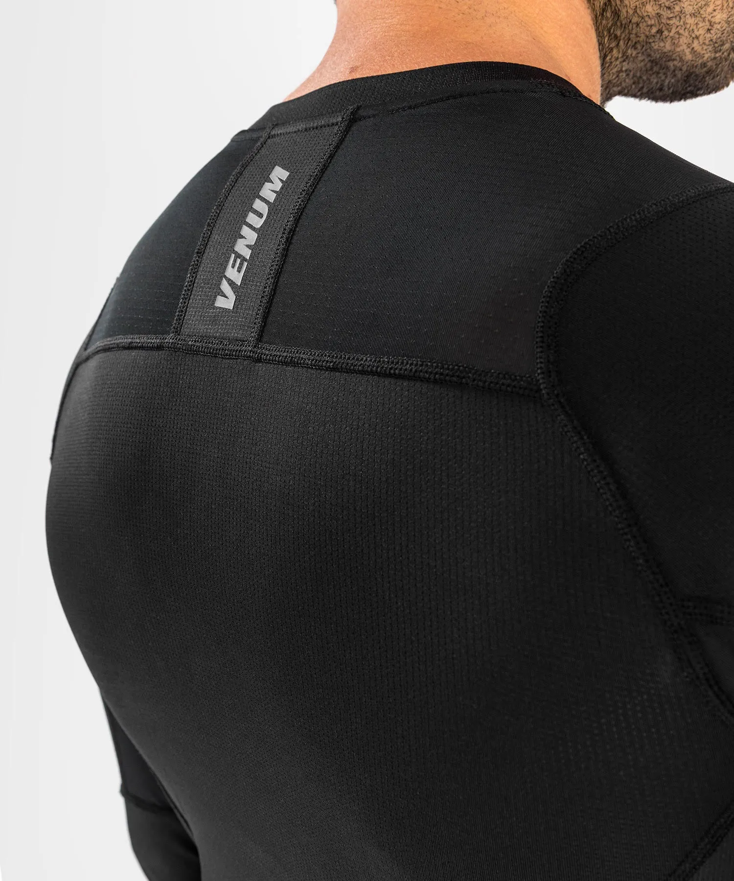 RASHGUARD DE MANGA LARGA VENUM GFIT AIR  NEGRO
