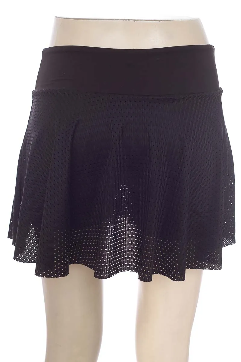 ROPA DEPORTIVA / SALIDA DE BAñO COLOR NEGRO  BELIFE