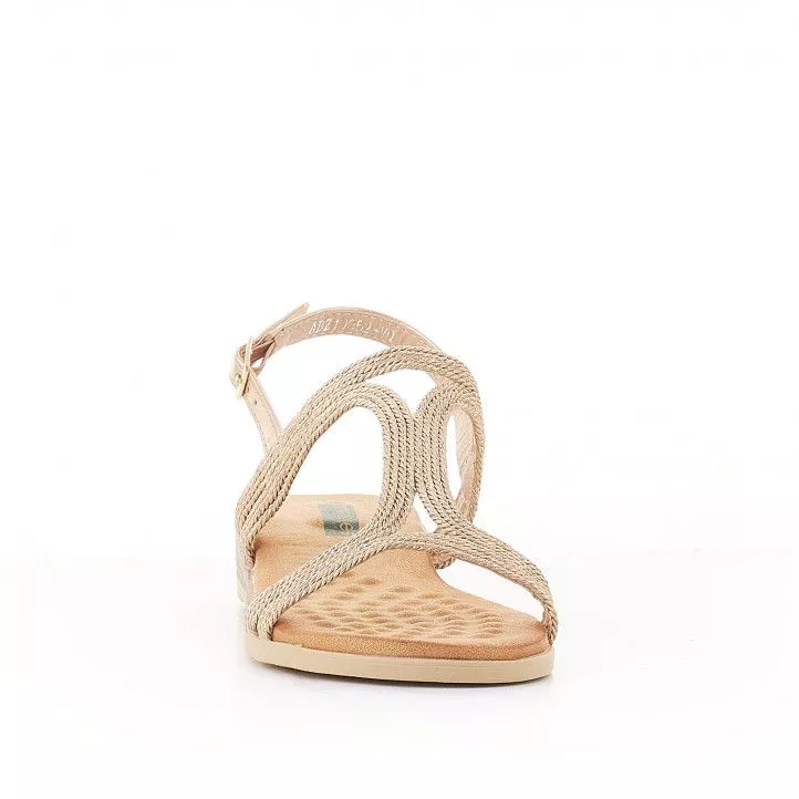 Sandalias planas Amarpies construida con detalles de cuerda