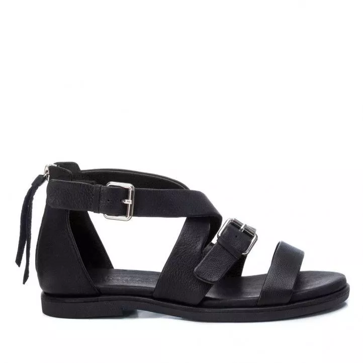 Sandalias planas Carmela negras de piel de alta calidad
