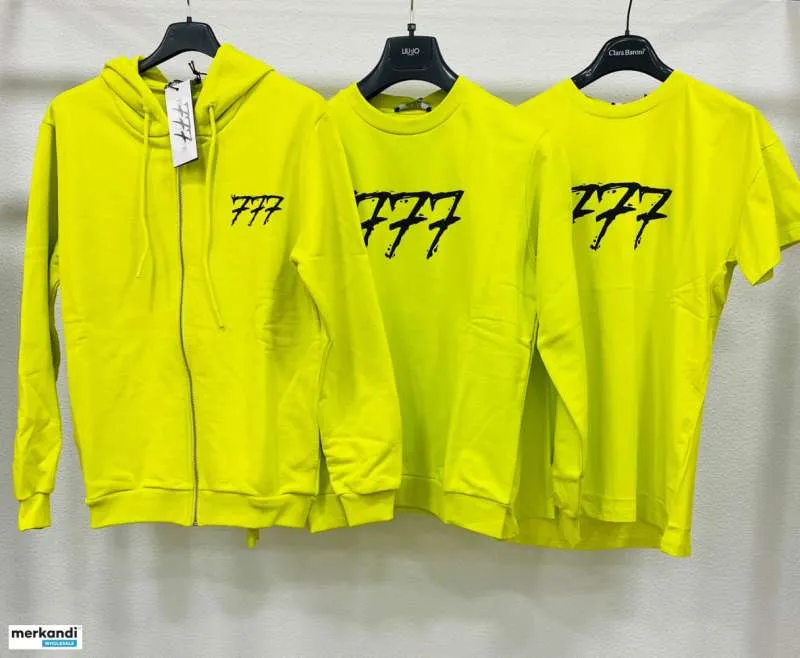 Stock ropa deportiva Triplosette hombre p/e