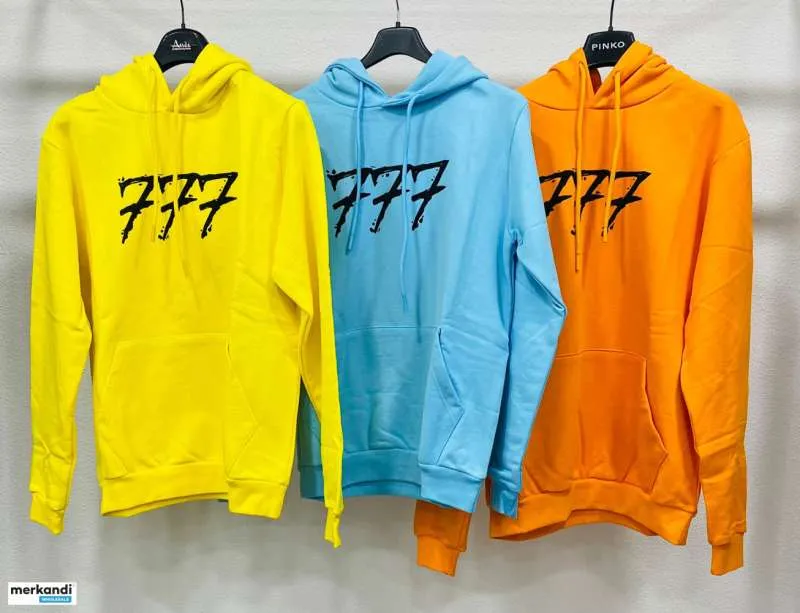 Stock ropa deportiva Triplosette hombre p/e