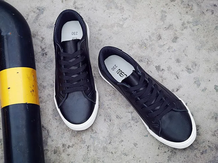 Tenis Clásicos De Estilo Para Hombre