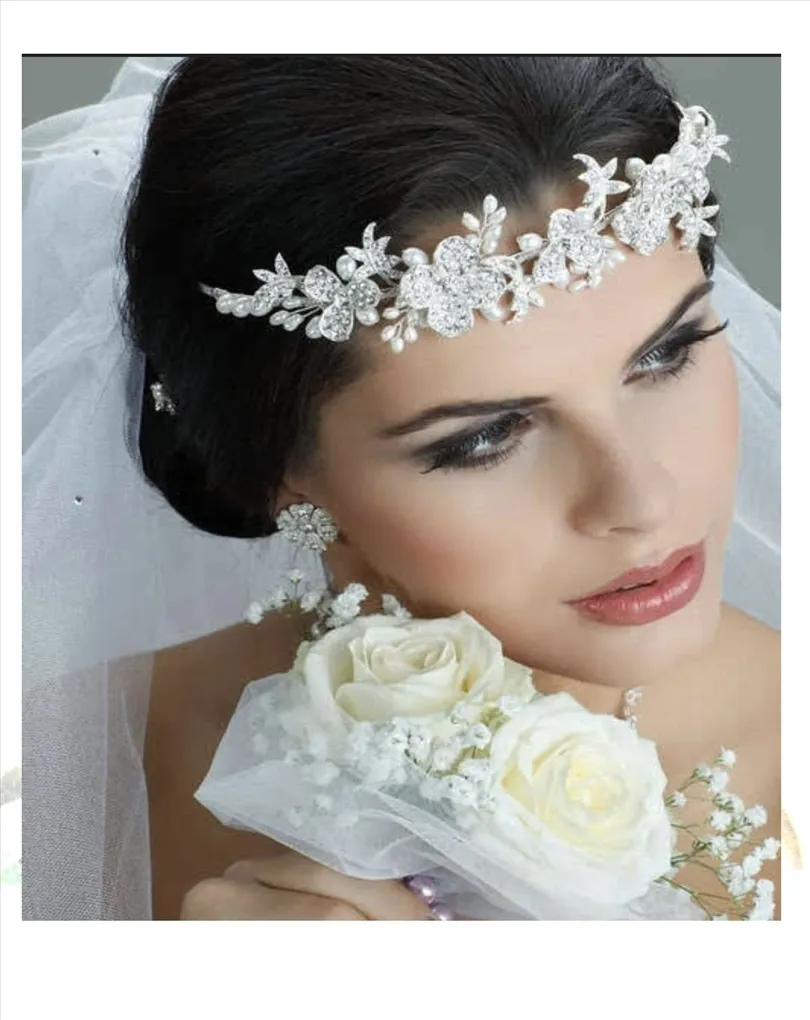 TOCADOS Y TIARAS DORADAS PARA BODAS CON DETALLES EN CRISTAL