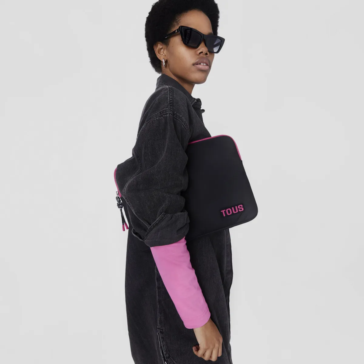 TOUS FUNDA PORTáTIL CAROL SOFT NEGRO  TOUS
