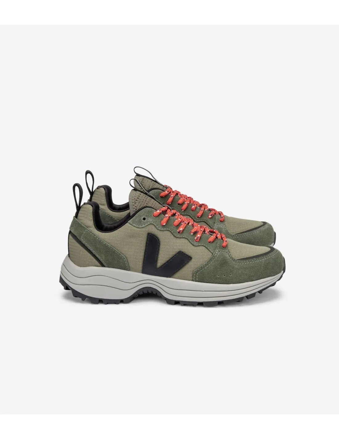 Venturi Kaki Black