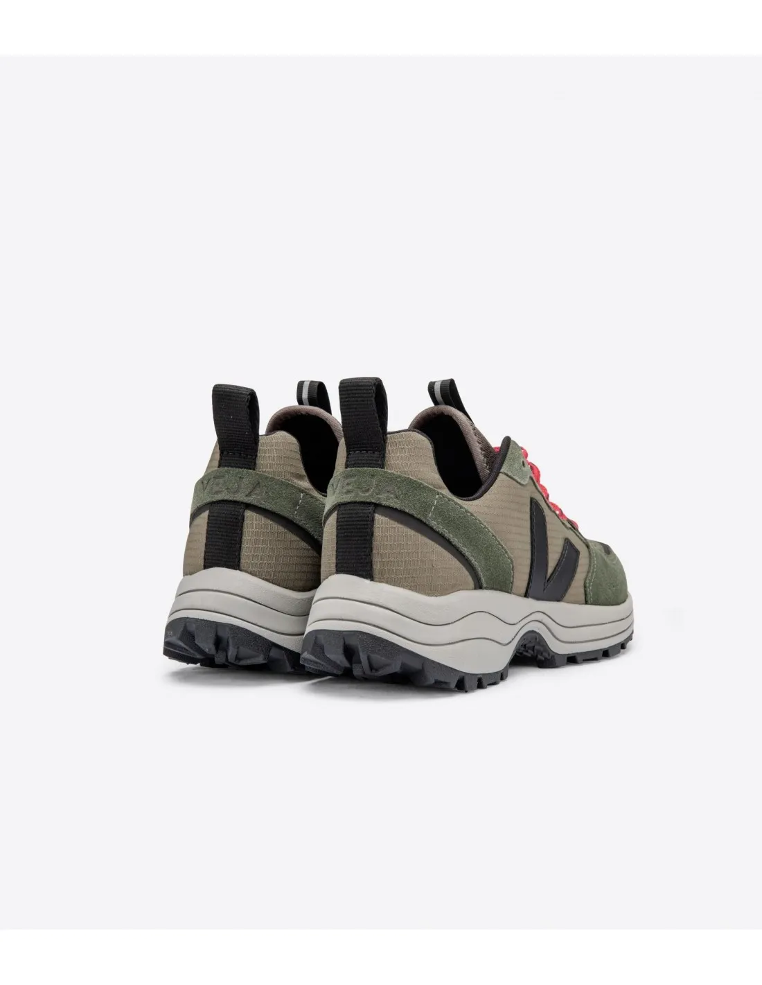 Venturi Kaki Black