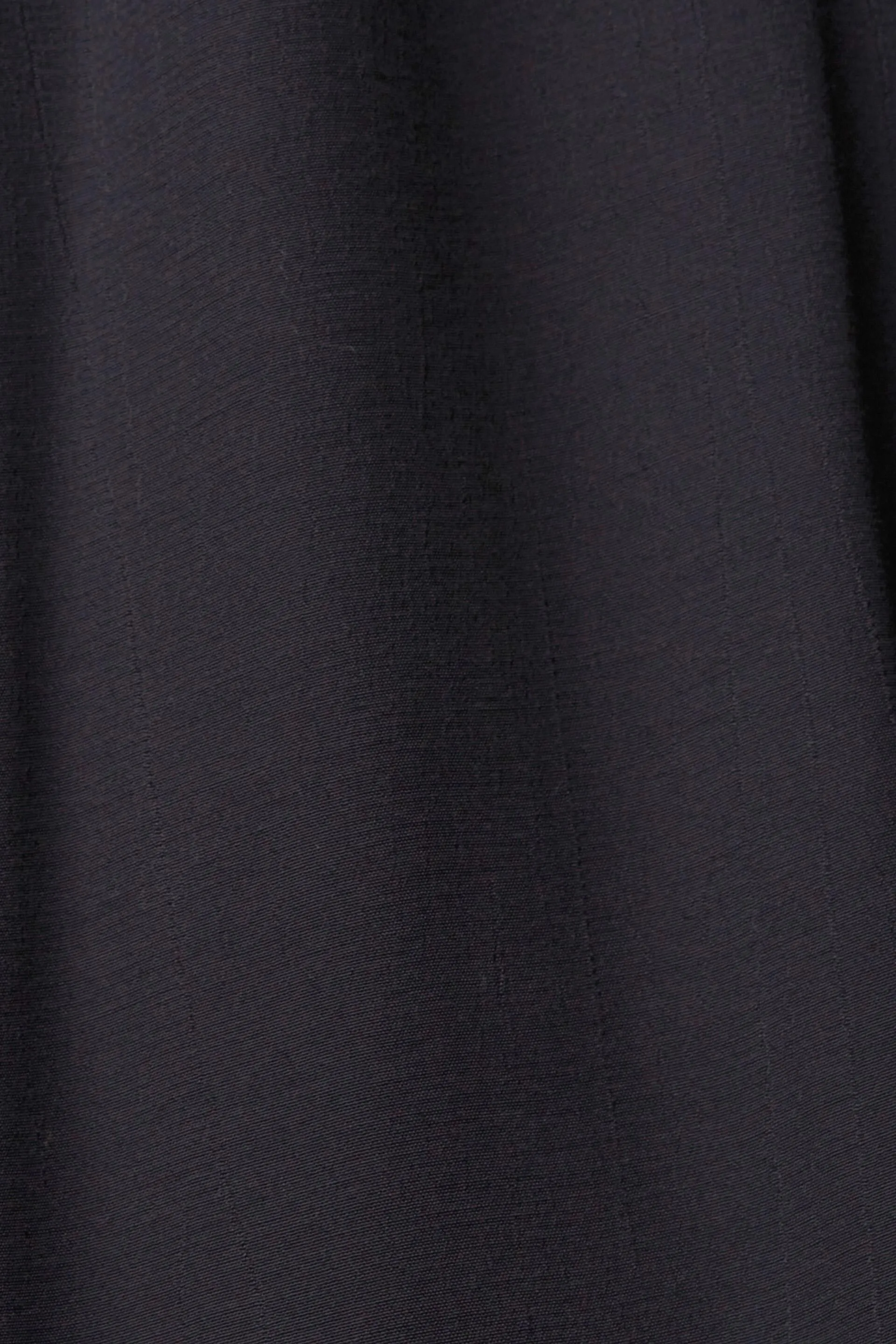 Vestido con detalles de encaje