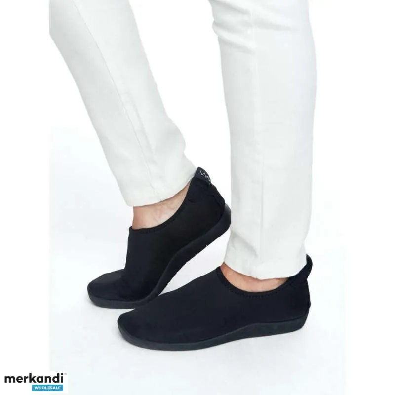 Zapatillas Air de marca para hombre y mujer: 93% de descuento en el PVP