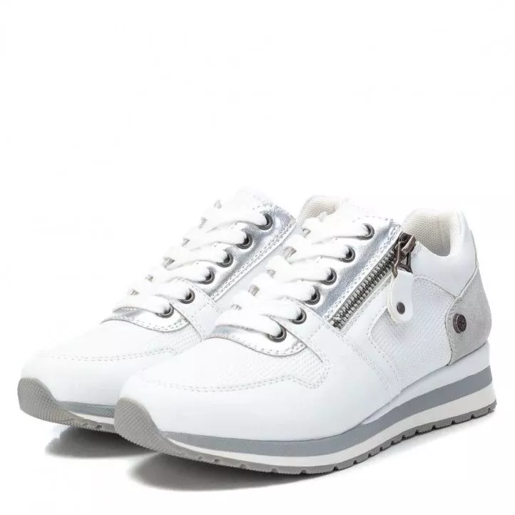 Zapatillas Xti 04373201 blancas con detalles plateados
