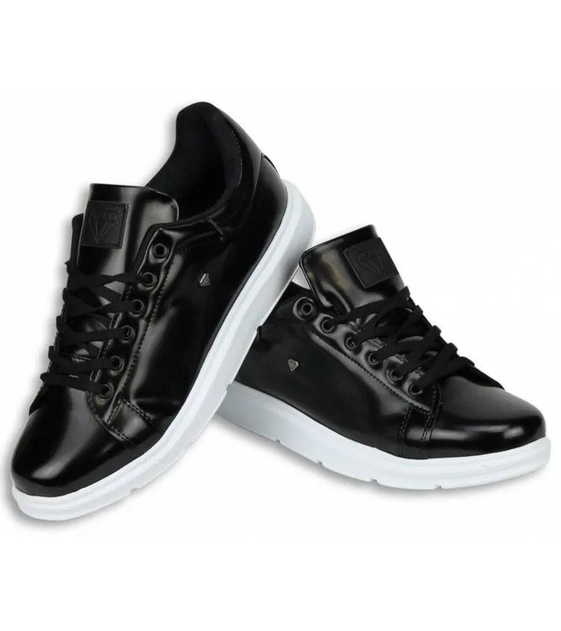 ZAPATILLAS  ZAPATOS PARA HOMBRE SKOOL BAJO  NEGRO